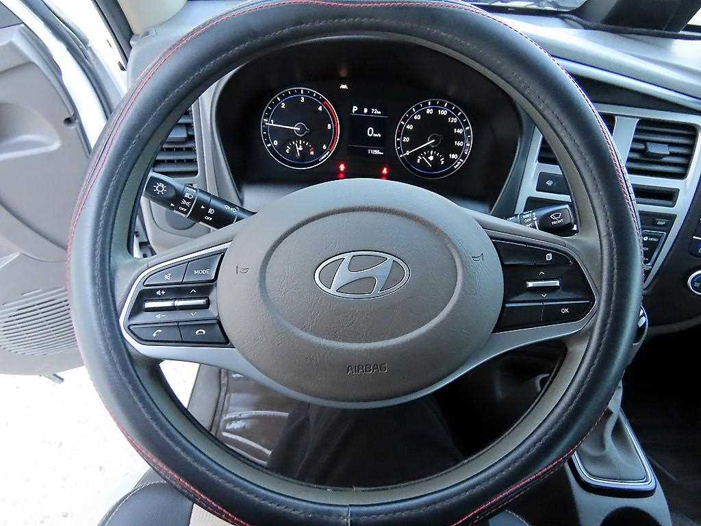 Hyundai Porter Standard Cab/ Long Wheelbase/ 2WD 9