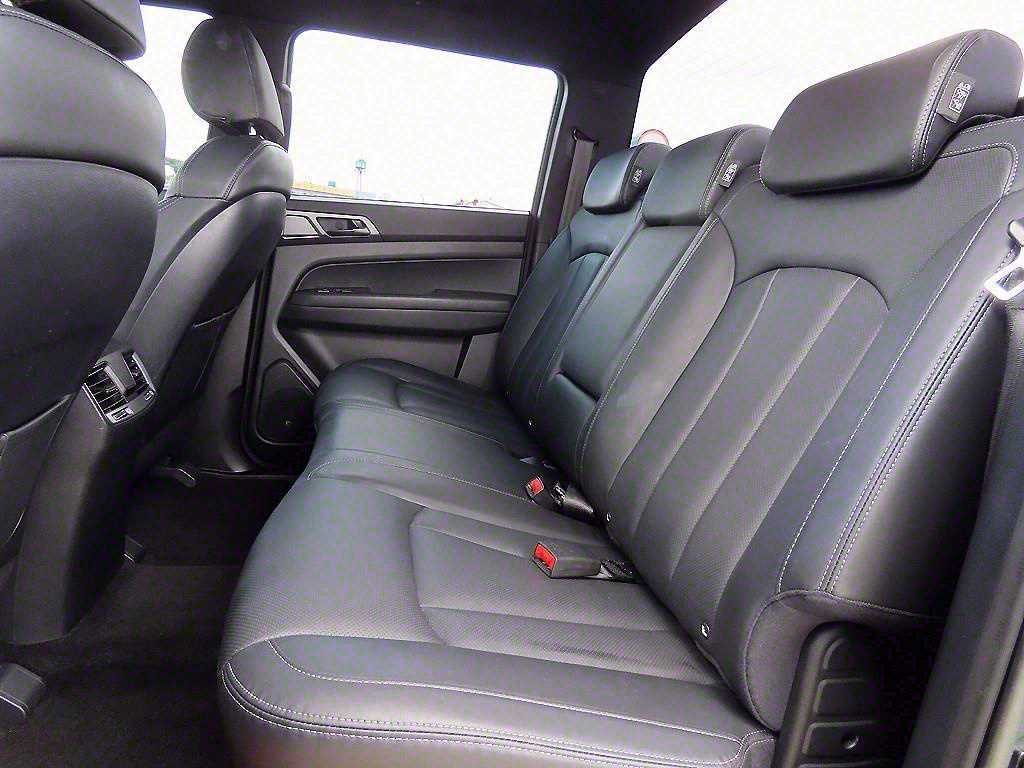 KG Mobility (Ssangyong) Rexton Diesel 2.2 4WD Prestige 7