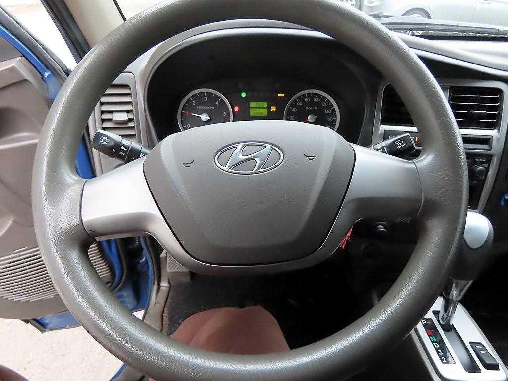 Hyundai Porter 1.0 Ton/ Super Cab/ Long Wheelbase/ CRDi 9