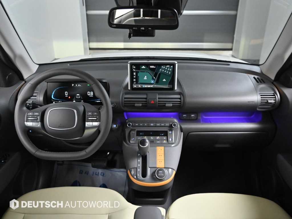 Hyundai Casper 1.0 Gasoline The Essential 8