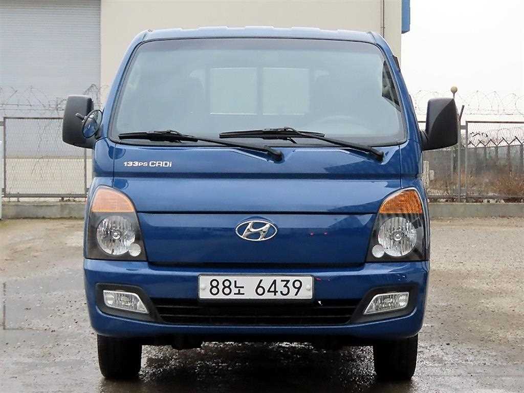 Hyundai Porter 1.0 Ton/ Super Cab/ Long Wheelbase/ CRDi 2