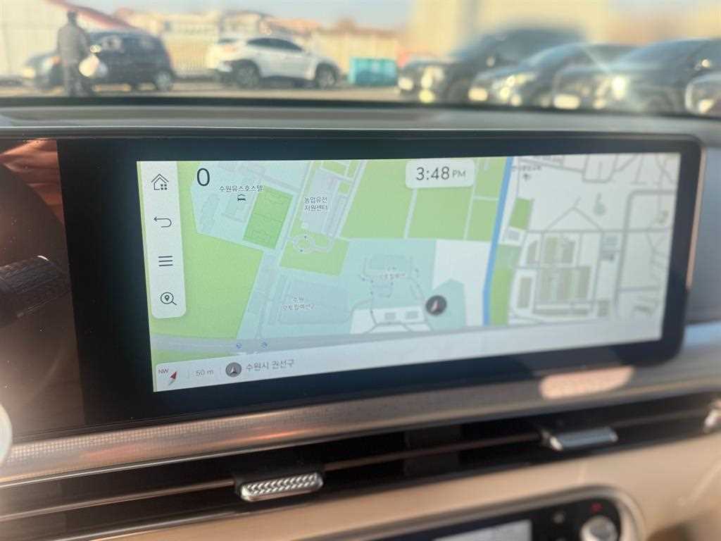 Genesis GV60 Standard 2WD 9