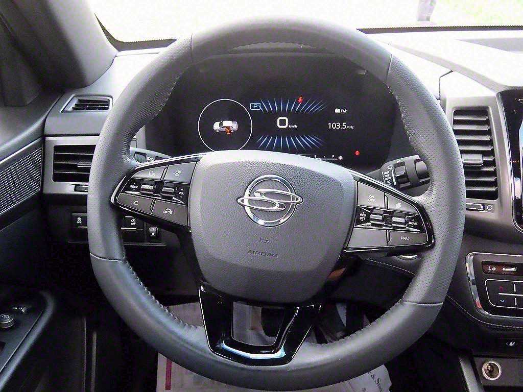 KG Mobility (Ssangyong) Rexton Diesel 2.2 4WD Prestige 8