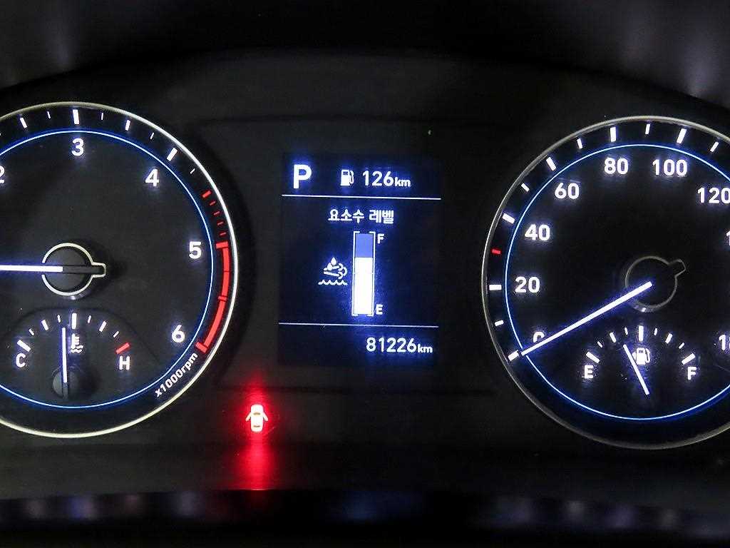 Hyundai Porter 1.0 Ton/ Super Cab/ Long Wheelbase/ CRDi Smart 10