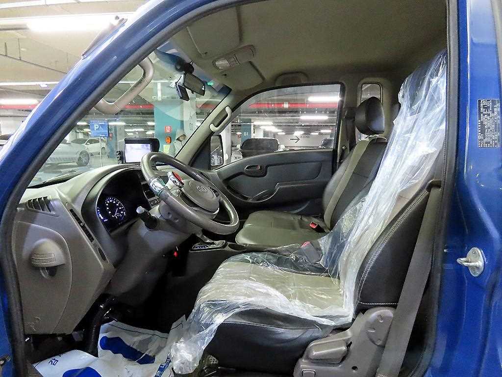 Hyundai Porter 1.0 Ton/ Super Cab/ Long Wheelbase/ CRDi Smart 8