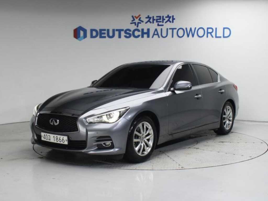 Q50 2.2D 프리미엄 2015년식