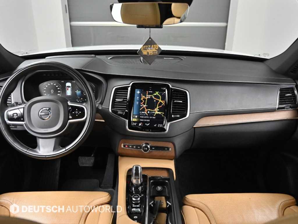 Volvo XC90 2.0 T8 AWD Inscription 8