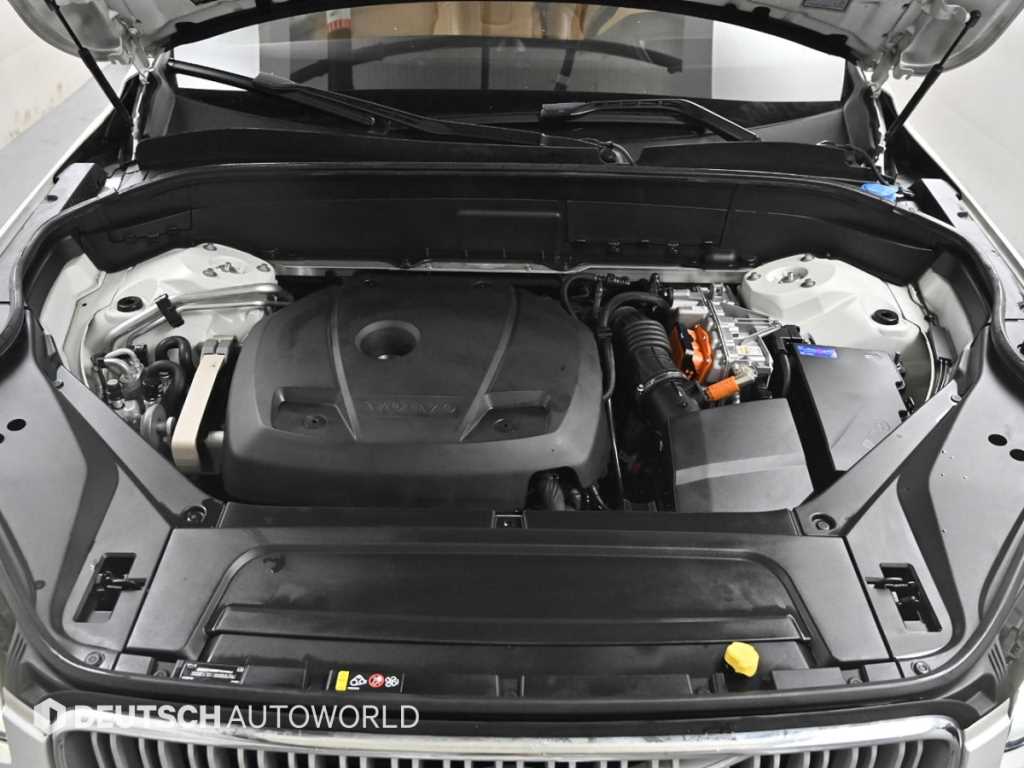 Volvo XC90 2.0 T8 AWD Inscription 7