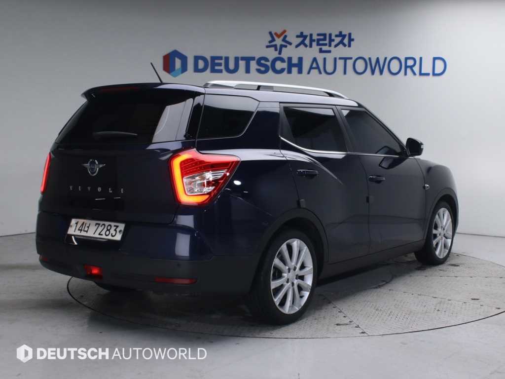 KGM 티볼리 2WD 디젤 1.6 IX 사진 2/20