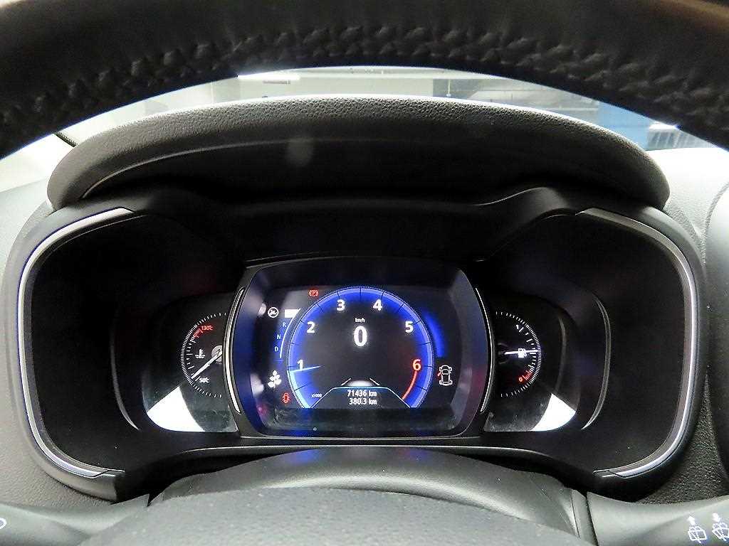 Renault QM6 Gasoline 2.0 GDe LE Signature 2WD 7