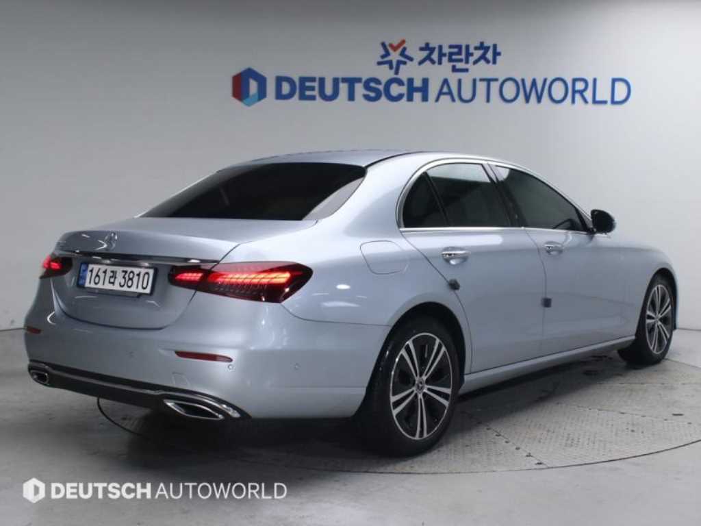 벤츠 E 클래스 E250 아방가르드 사진 2/20