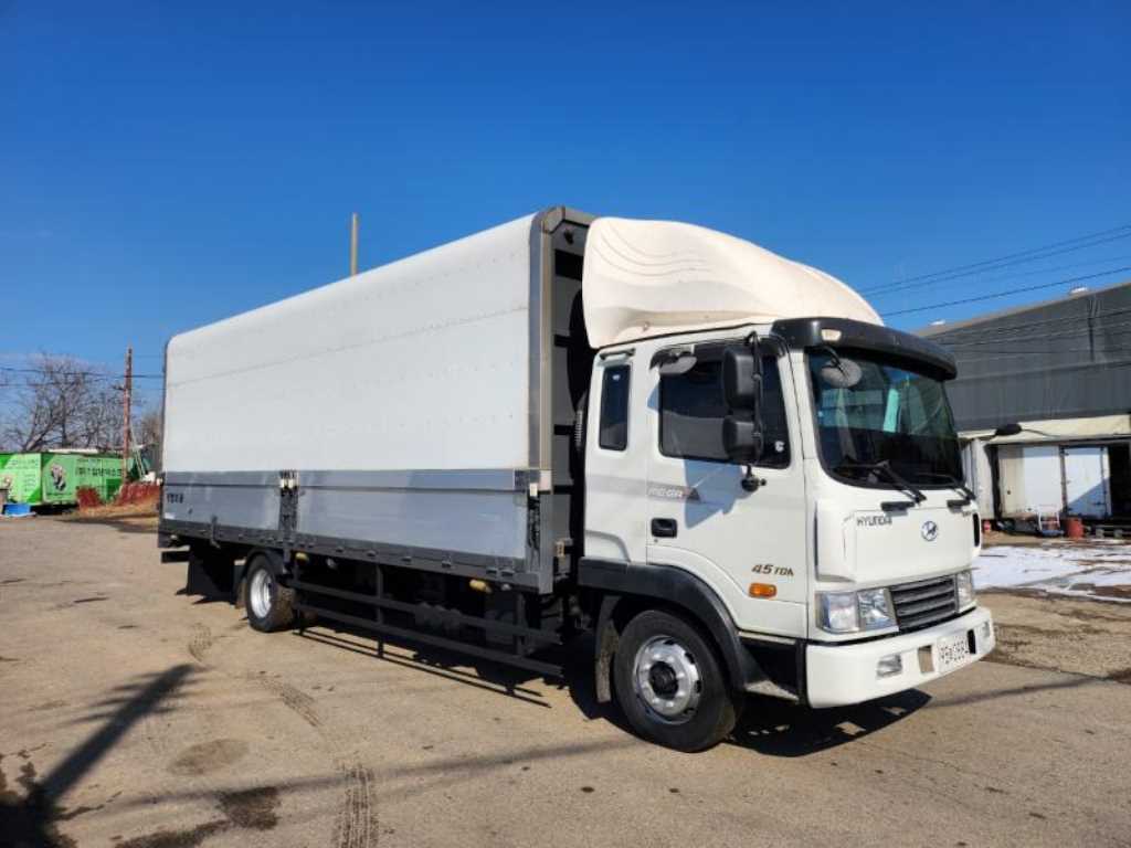 현대 메가트럭 250 윙바디 5톤 수동 - 중고 트럭 매물 이미지