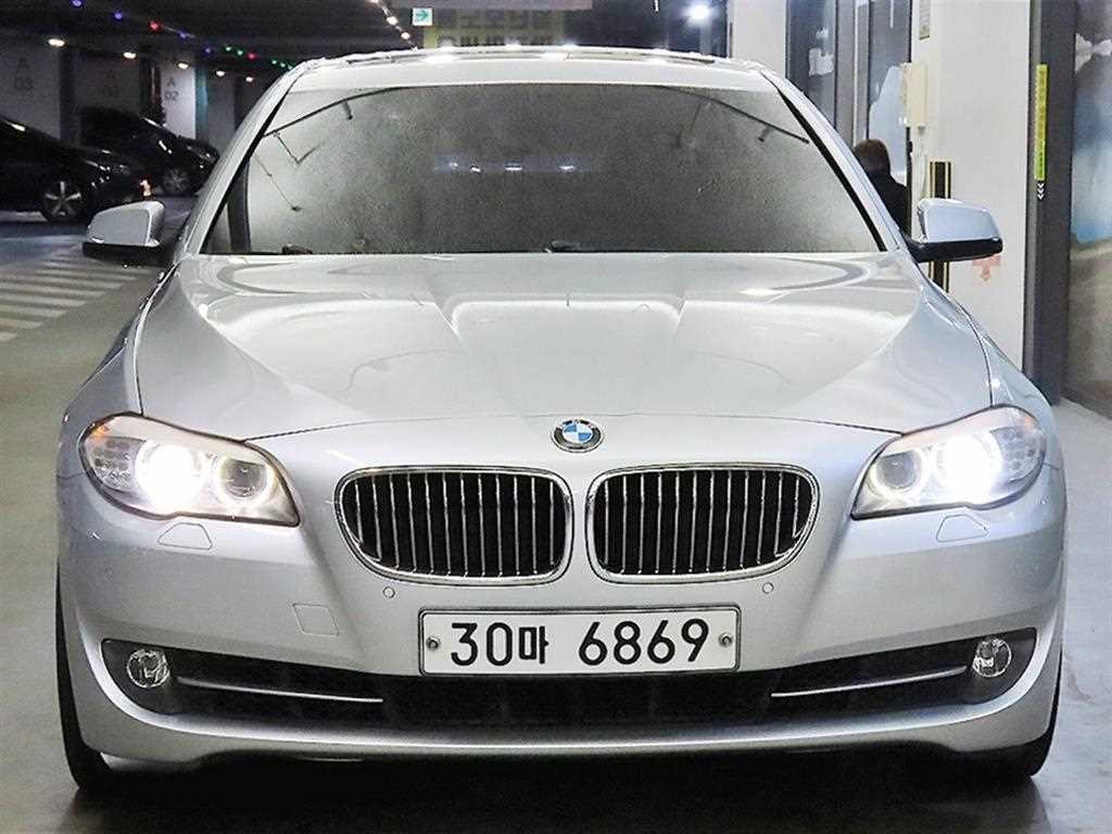 BMW 5시리즈 528i 사진 2/20