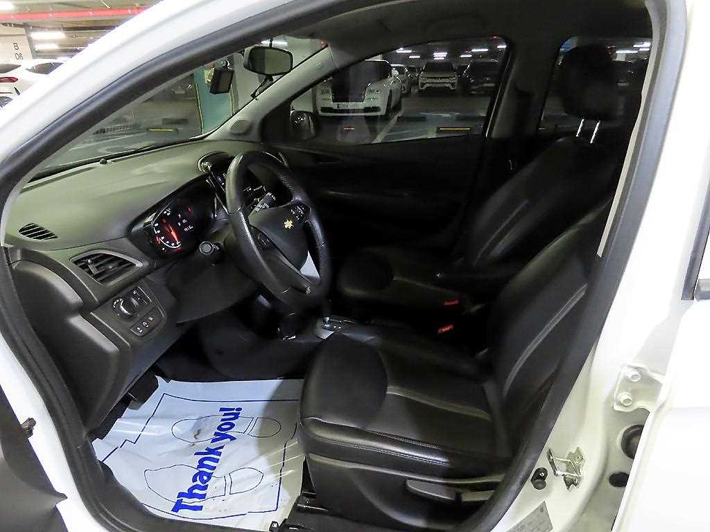 Chevrolet Spark LT 7