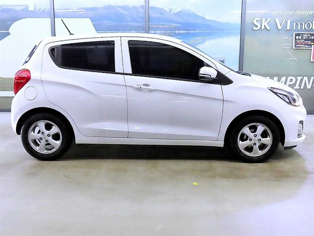 Chevrolet Spark LT 4