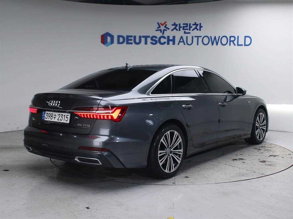 아우디 A6 45 TFSI 콰트로 사진 2/20
