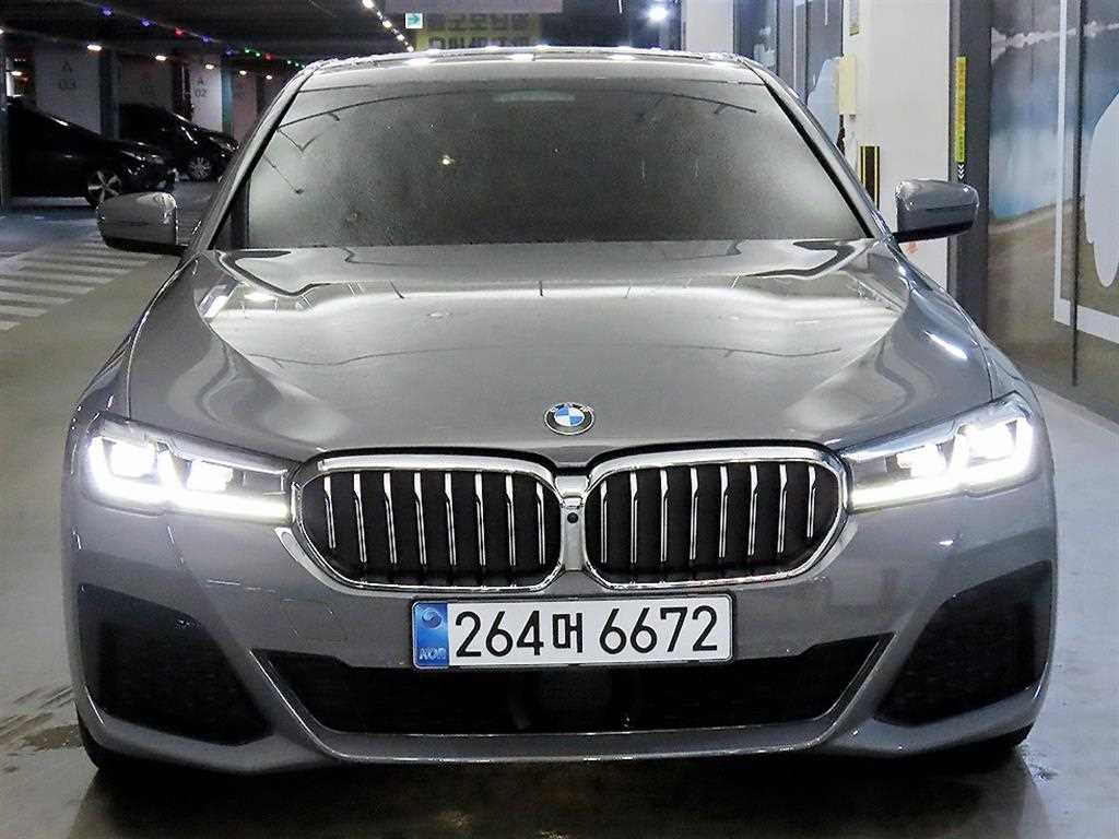 BMW 5 Series 530i xDrive M Sport 3