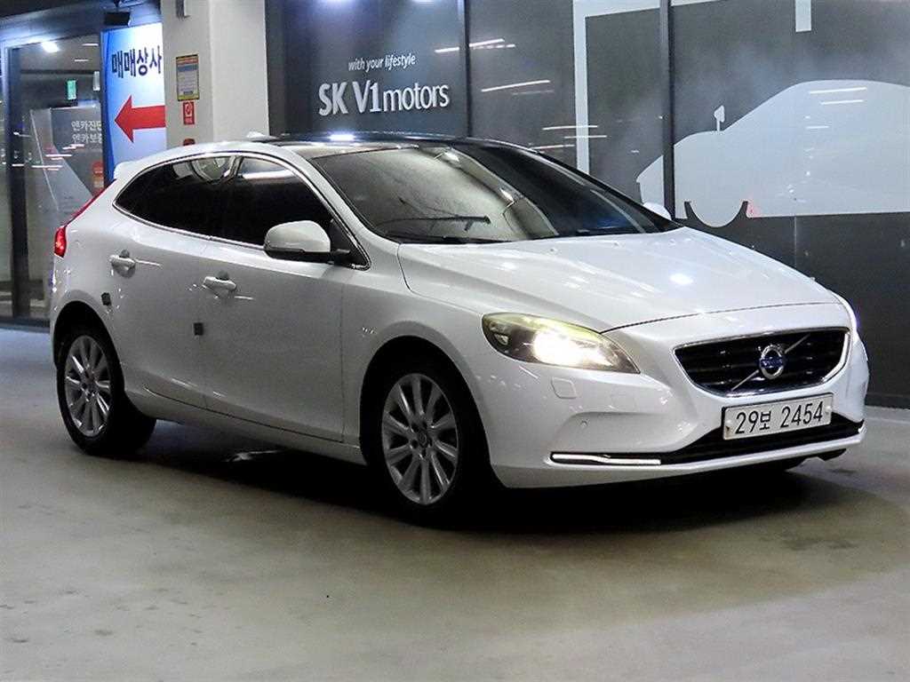 V40 D3 모멘텀 2016년식