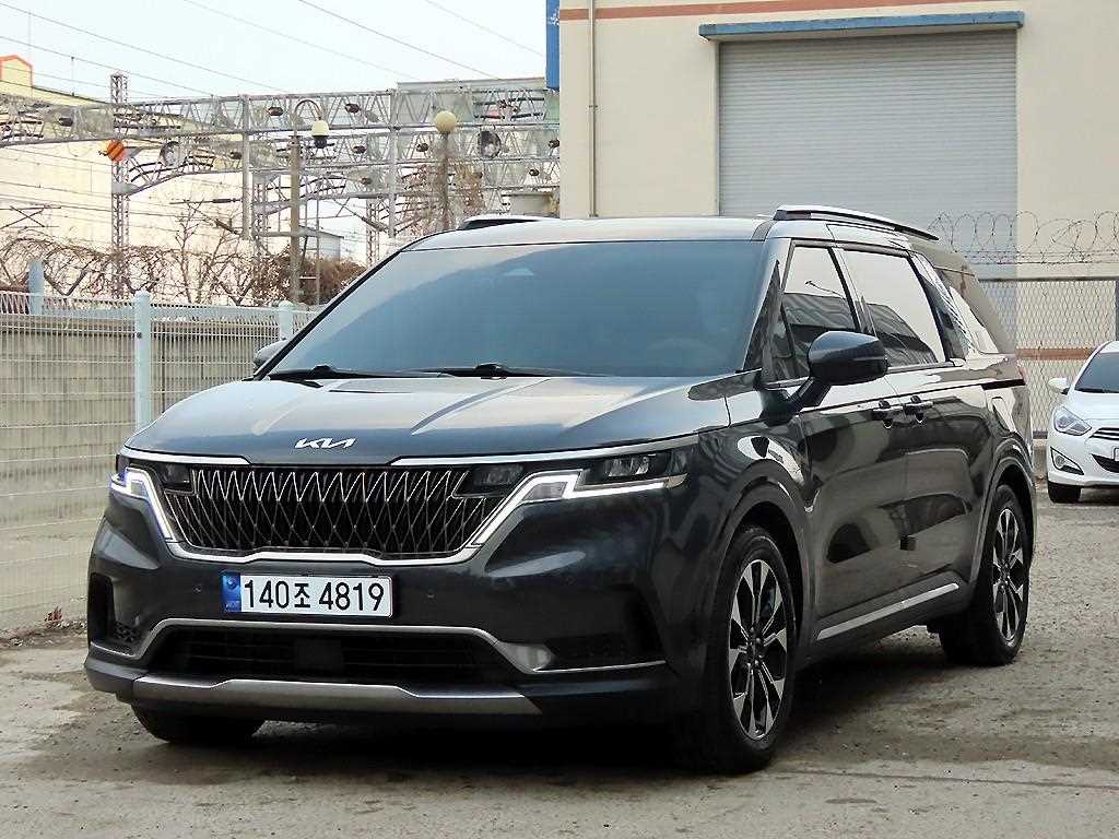 Kia Carnival Gasoline Noblesse 3