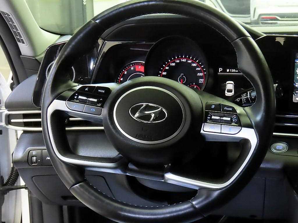 Hyundai Avante 1.6 Modern 9
