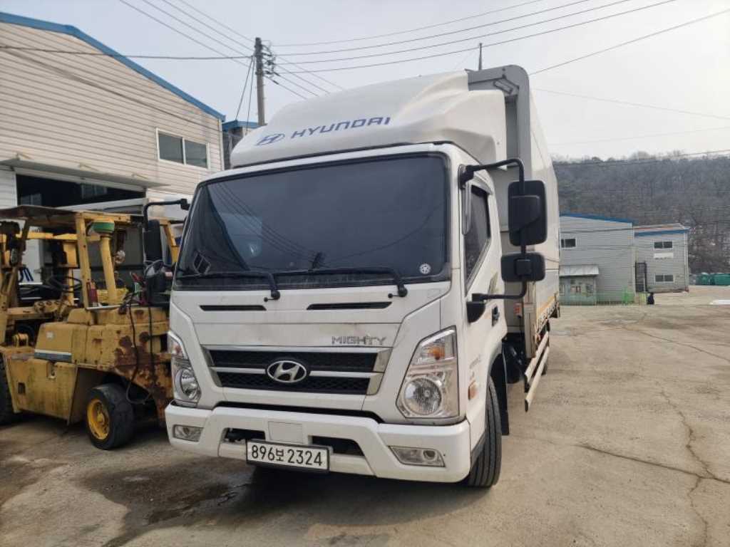 현대 올뉴마이티 3.5톤 윙바디 슈퍼캡 - 중고 트럭 매물 이미지