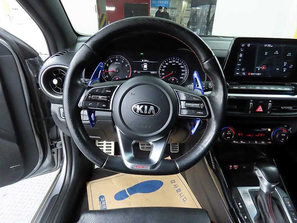 Kia K3 5 Duo GT Signature 10