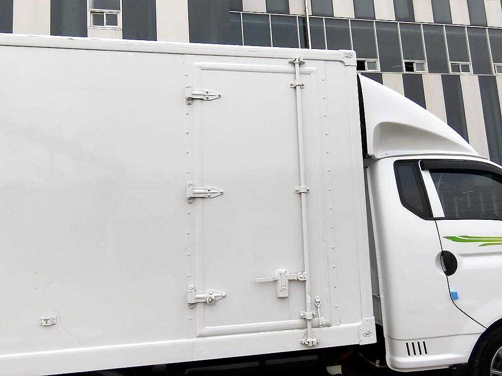 Hyundai Porter 1.0 Ton/ Super Cab/ Long Wheelbase 7