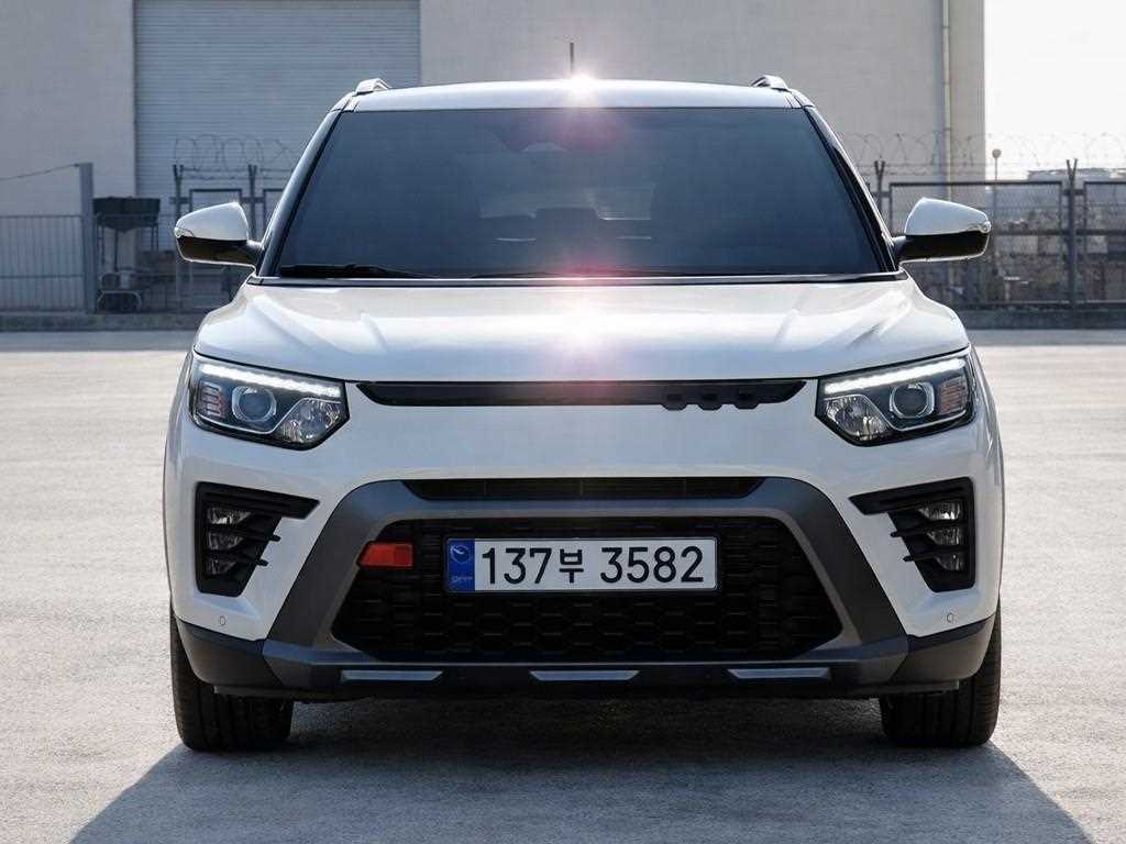 KG Mobility (Ssangyong) Tivoli 2WD Gasoline 1.6 V3 — фото 2