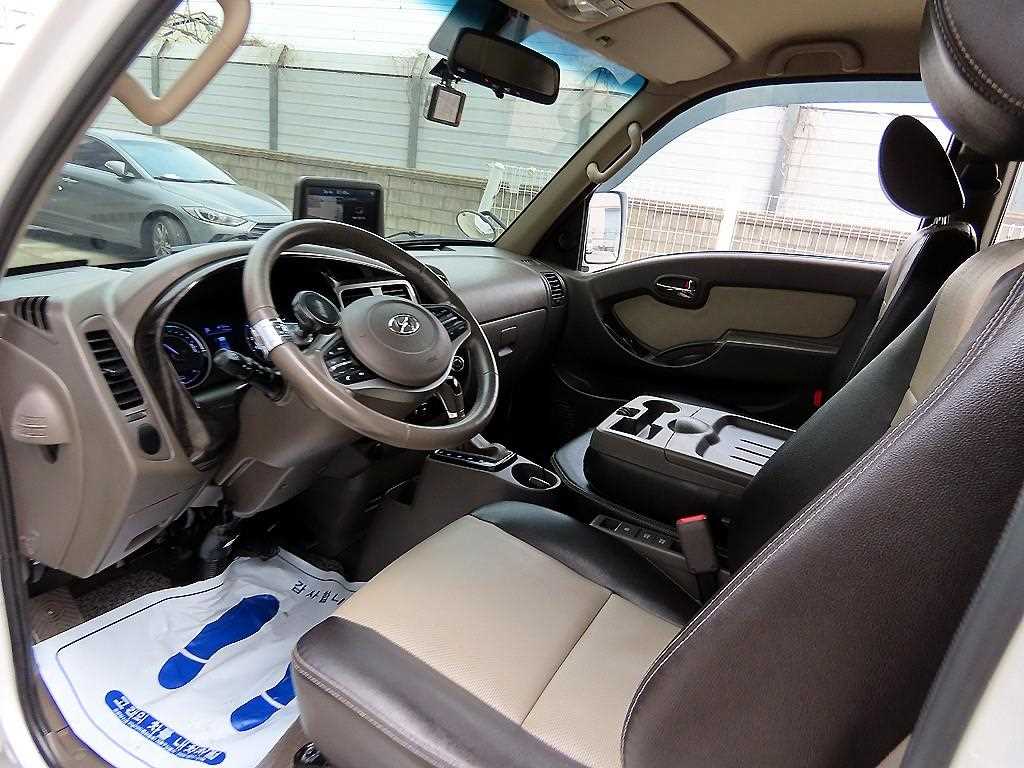 Hyundai Porter 1.0 Ton/ Super Cab/ Long Wheelbase 9