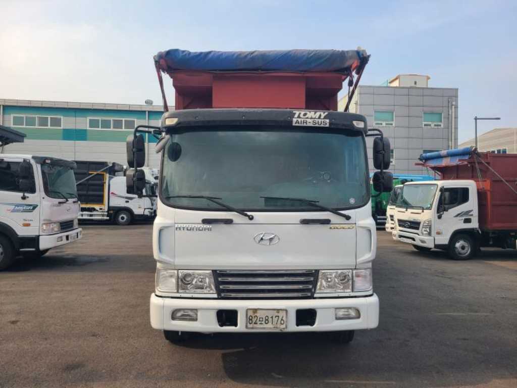 현대 메가트럭 집게차 7톤 수동 없음(순정) - 중고 트럭 매물 이미지