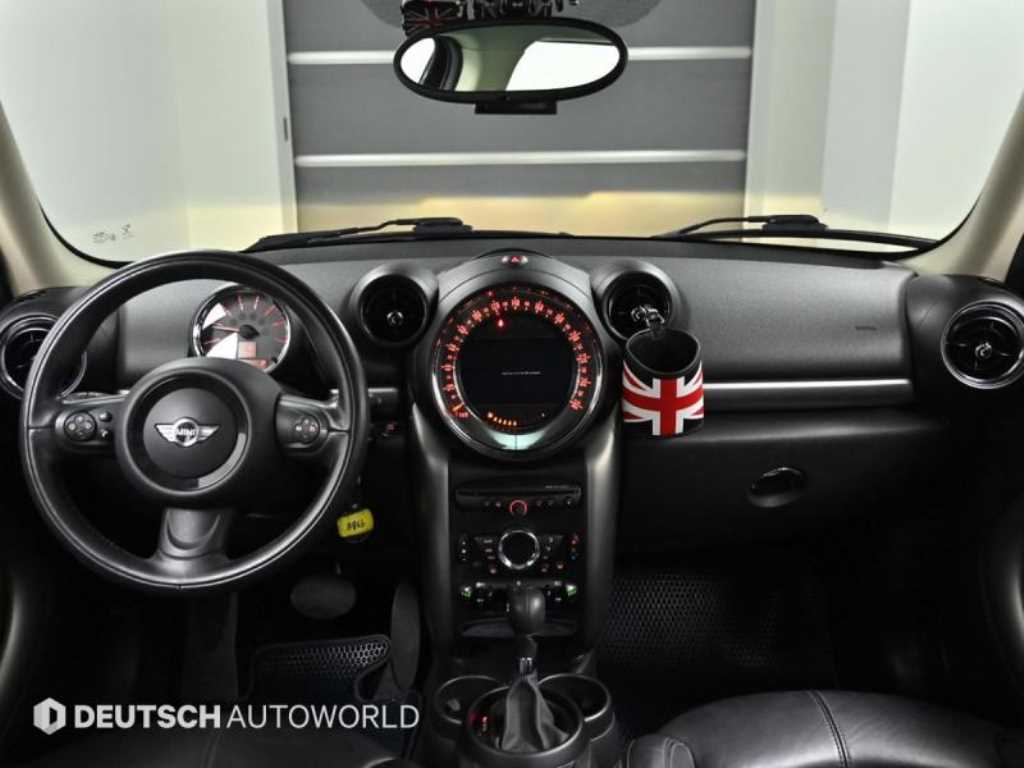 Mini Countryman 2.0 D ALL4 8