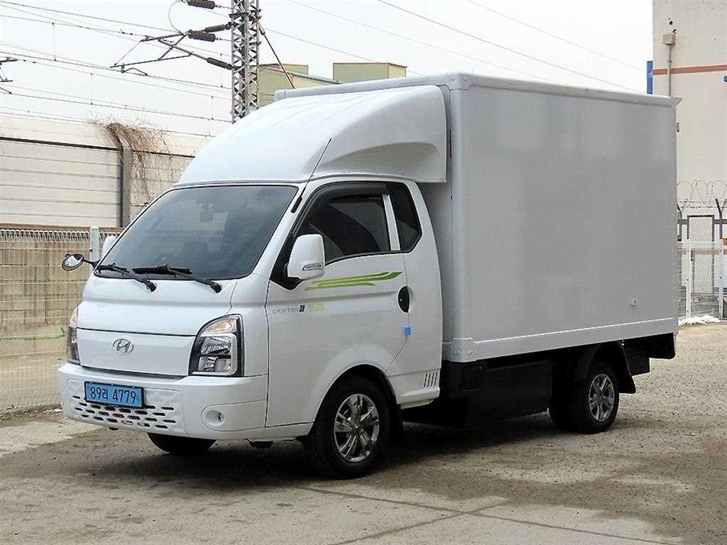 Hyundai Porter 1.0 Ton/ Super Cab/ Long Wheelbase 3