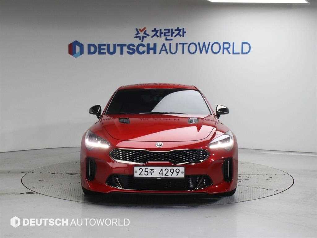 Kia Stinger Gasoline 2.0 Turbo 2WD Platinum 4