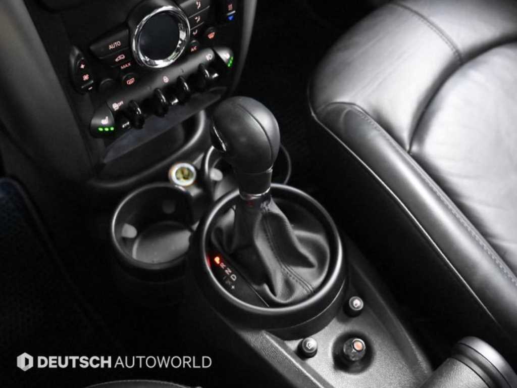 Mini Countryman 2.0 D ALL4 10