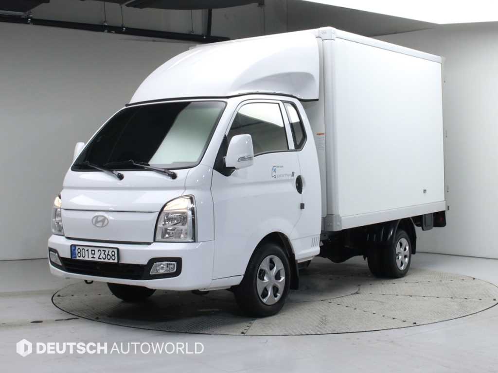 Hyundai Porter Super Cab/ Long Wheelbase Modern Plus