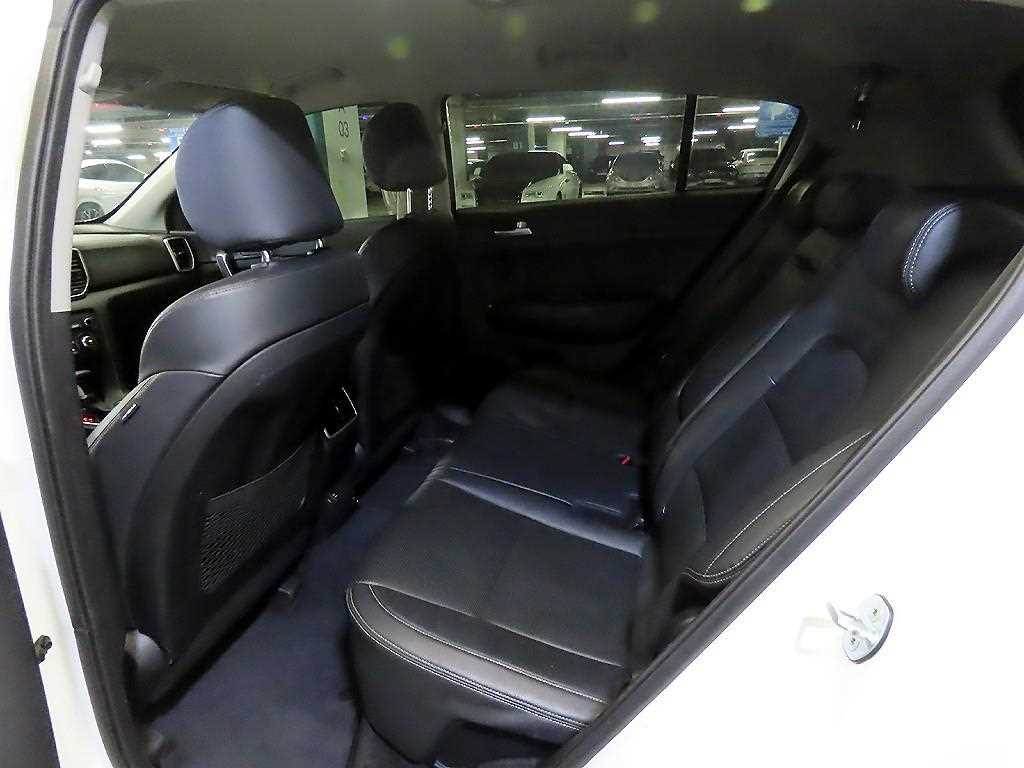 Kia Sportage 2.0 Diesel 2WD Prestige 8