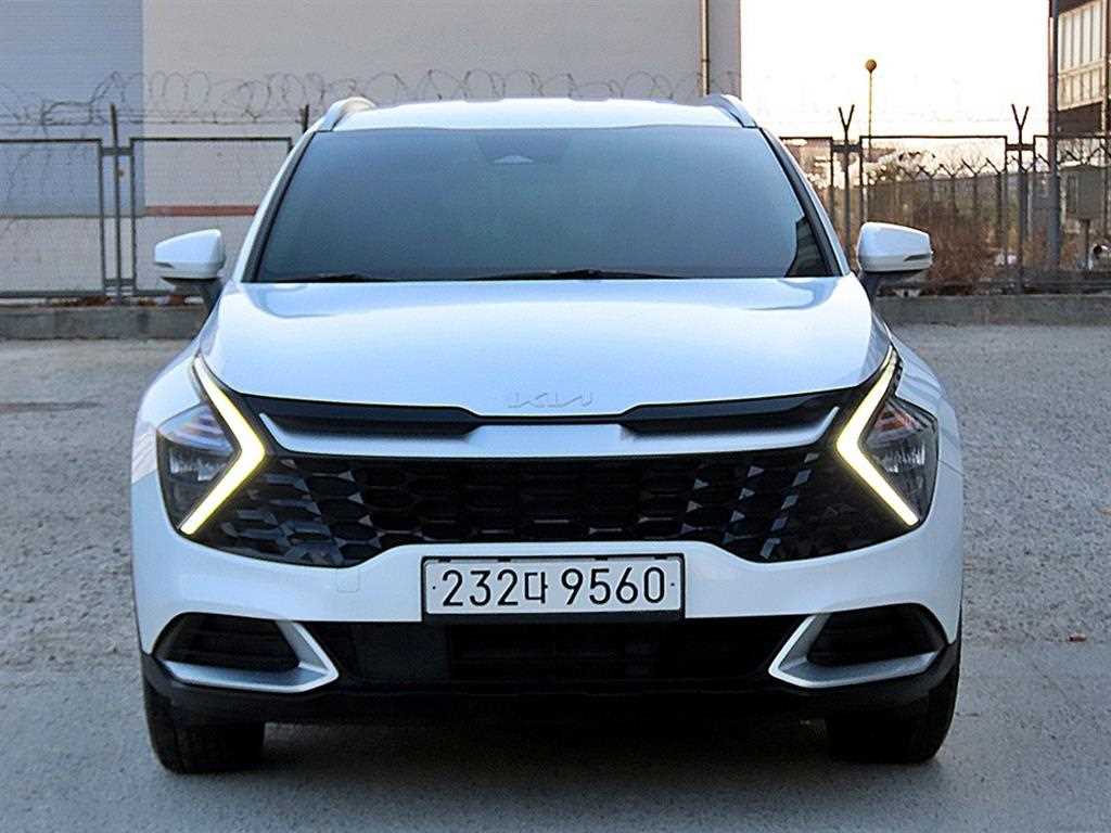 Kia Sportage 1.6 Turbo HEV 4WD Prestige 2