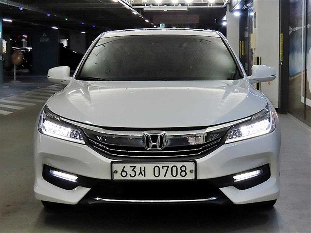 Honda Accord 2.4 3