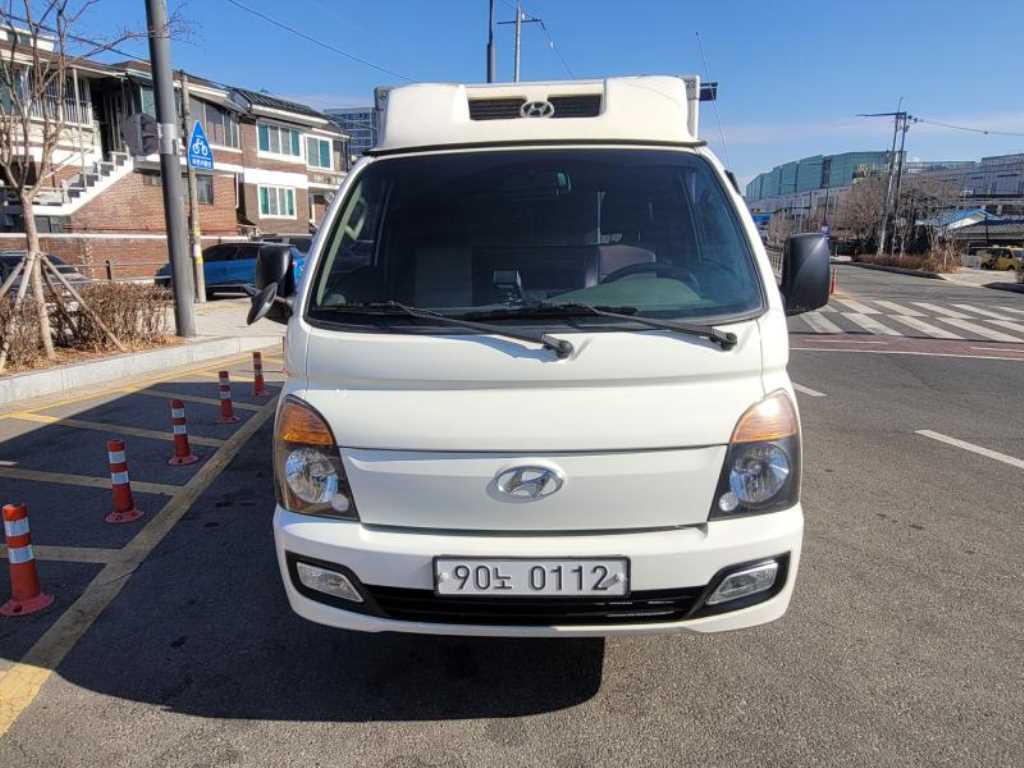 현대 포터2 1톤 냉장탑 - 중고 트럭 매물 이미지