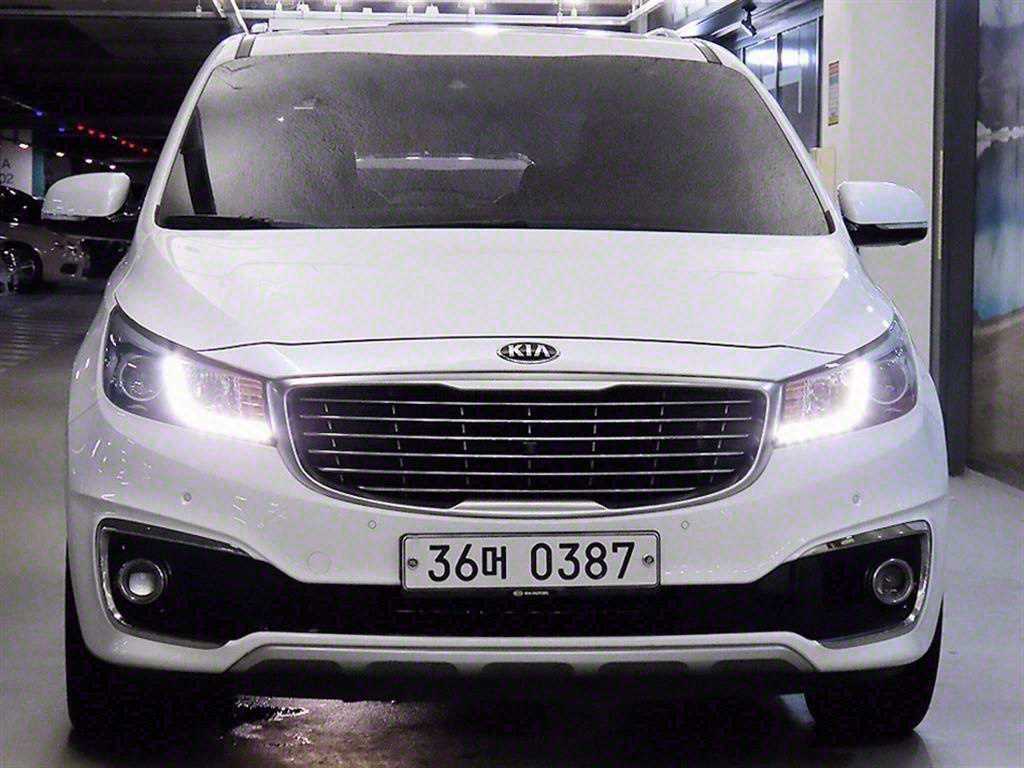 Kia Carnival Gasoline Noblesse 3