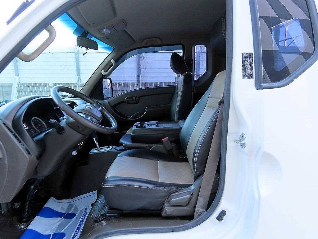 Hyundai Porter 1.0 Ton/ Super Cab/ Long Wheelbase/ CRDi Smart 7