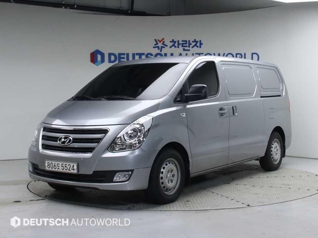 Hyundai Starex Smart