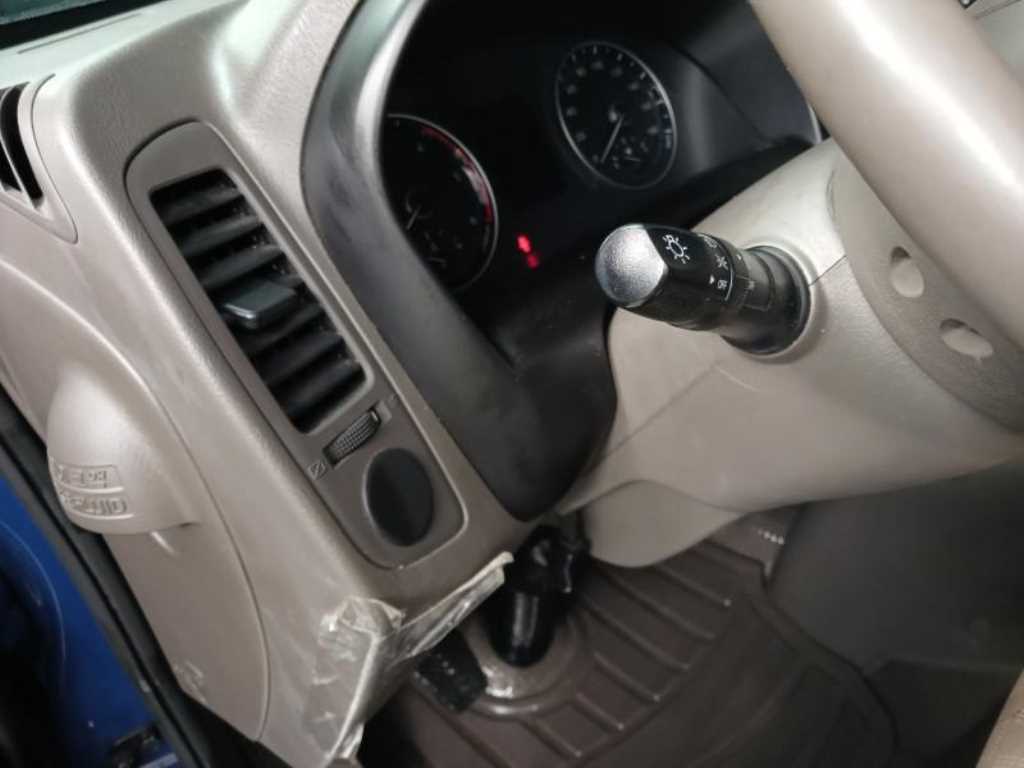 Hyundai Porter Standard Cab/ Long Wheelbase/ 2WD Smart 10