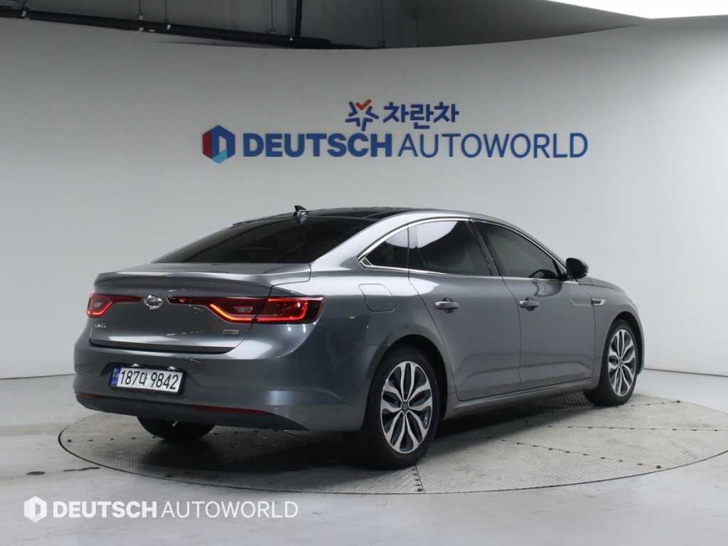 Renault SM6 Gasoline 2.0 GDe LE 3