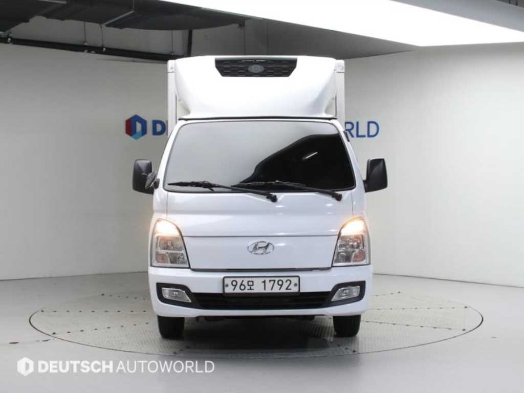 Hyundai Porter High Top 4