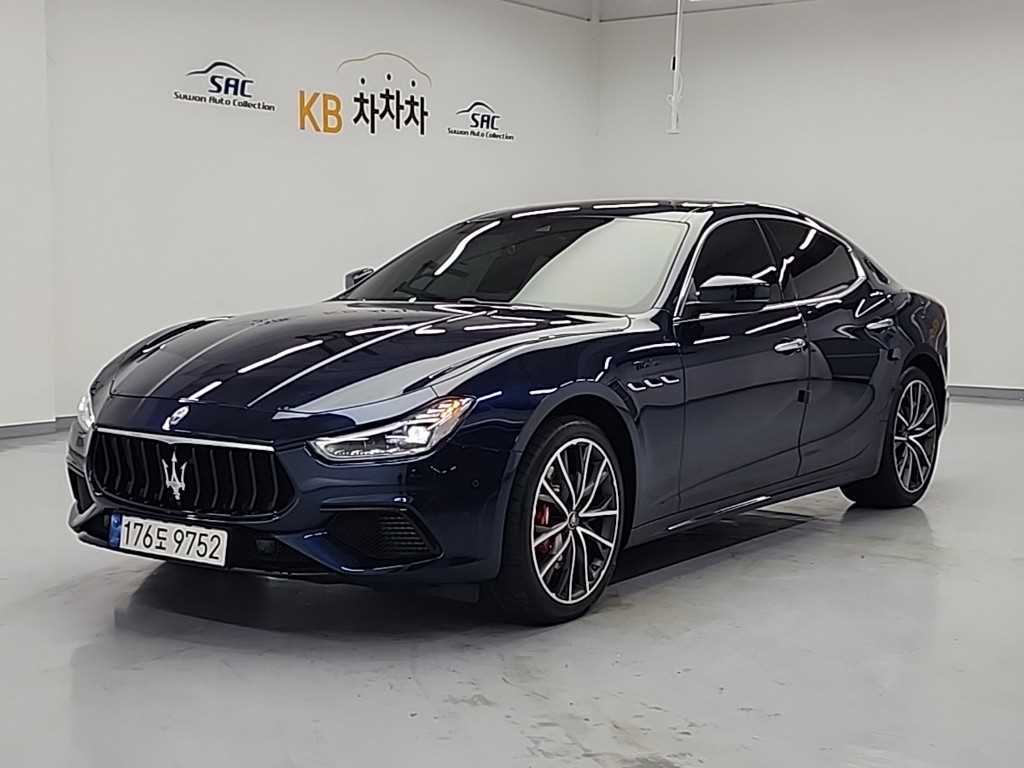 기블리 3.0S Q4 모데나 2022년식