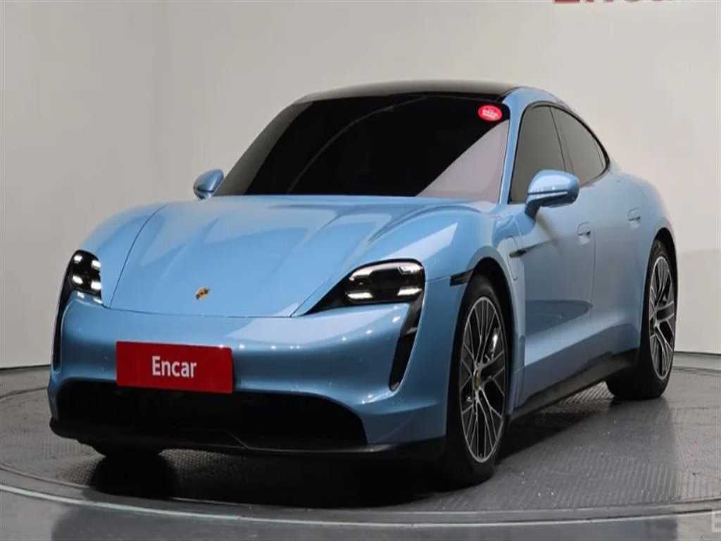 Porsche Taycan 4S