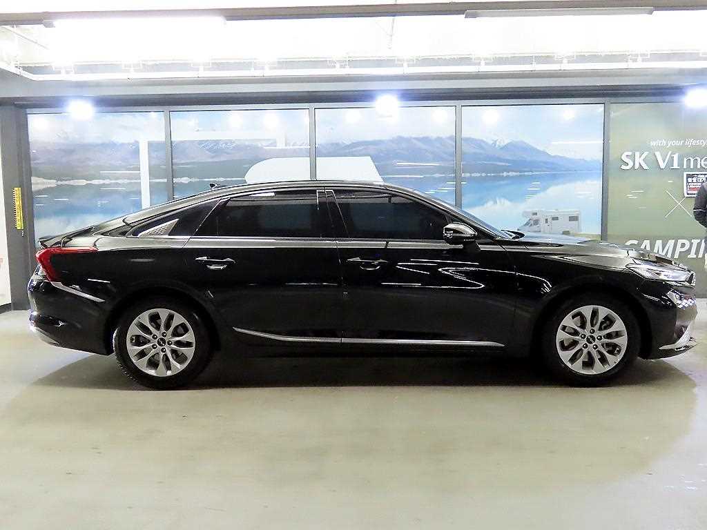 Kia K8 2.5 2WD Noblesse The Essential Light 4