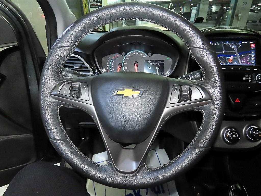 Chevrolet Spark Premier 9