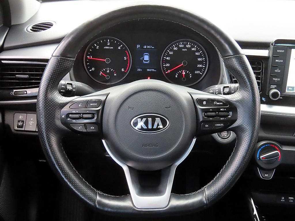 Kia Stonic Diesel 1.6 Trendy 8